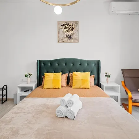 Stepup Suites, Cismigiu Park, Center, Amazing Park View 公寓式酒店 布加勒斯特