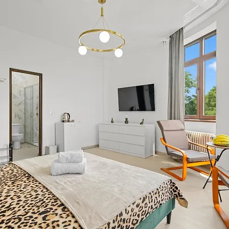 Stepup Suites, Cismigiu Park, Center, Amazing Park View 布加勒斯特